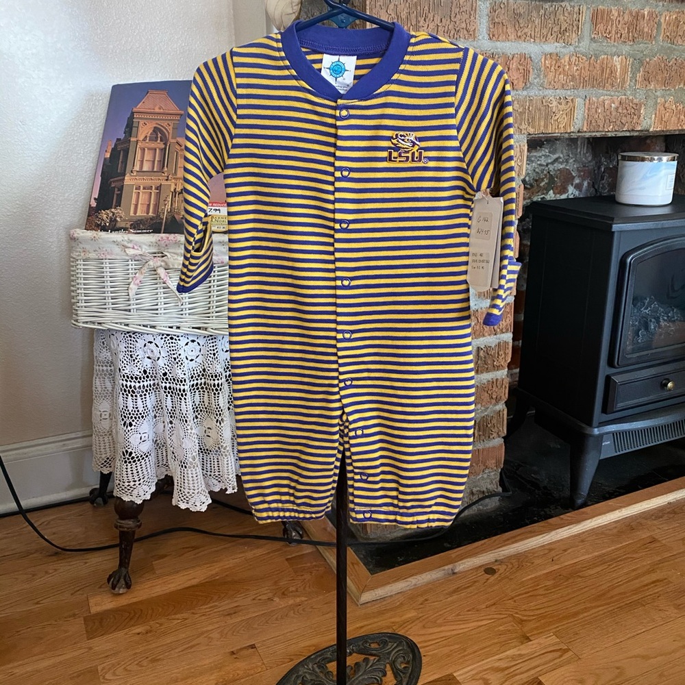 NWT CREATIVE KNITWEAR LSU TIGER INFANT LONGALL  SIZE 0-3 months - Picture 15 of 16